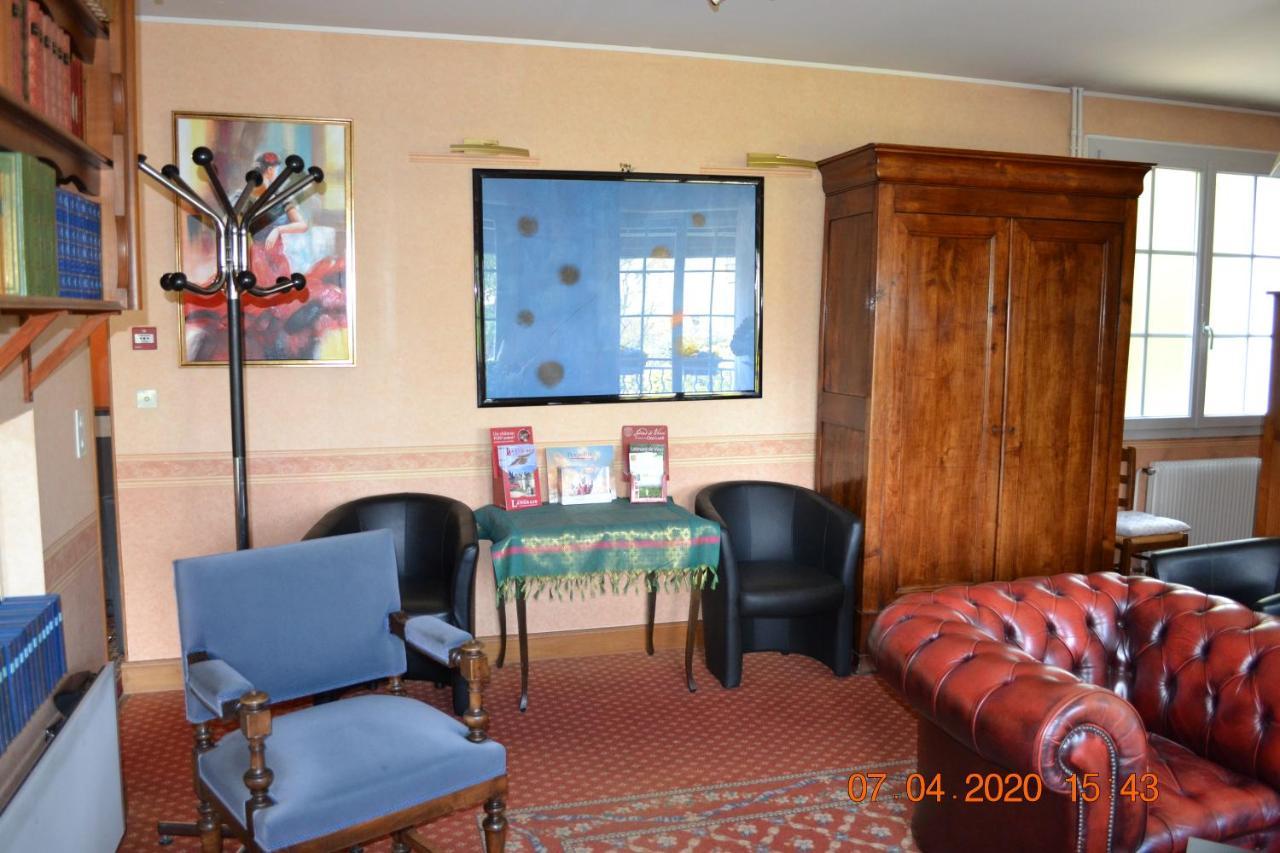 Le Castel Hotel 3*